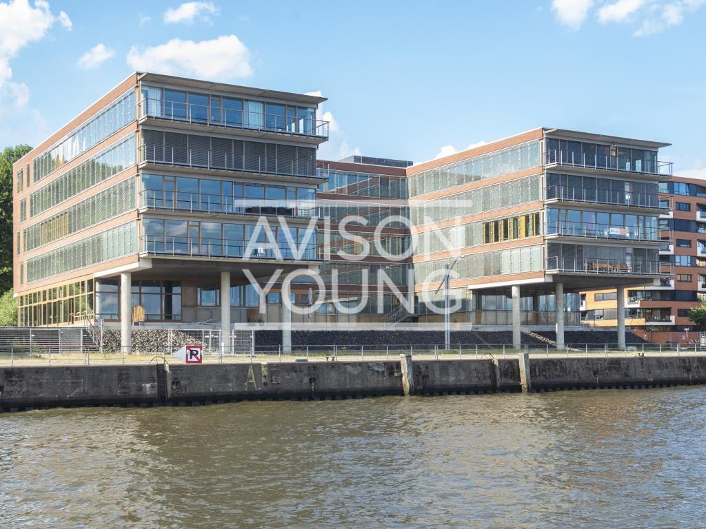 Imposante Bürofläche mit Elbblick!