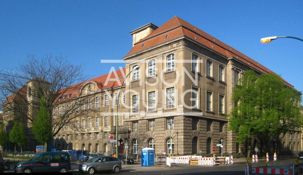 Zwischen Hackeschem Markt und Friedrichstraße: Revitalisierte Büros im historischen Baudenkmal Zwischen Hackeschem Markt und Friedrichstraße: Revitalisierte Büros im historischen Baudenkmal