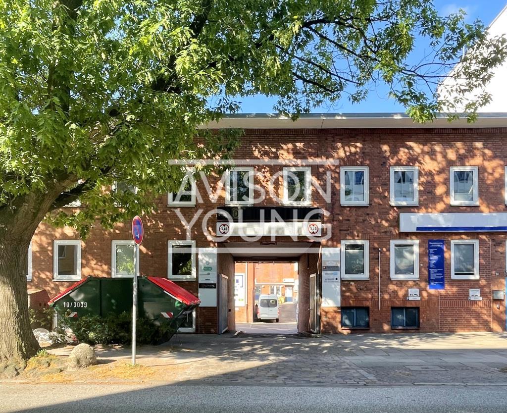 Helle Bürofläche mit Lagermöglichkeiten! Helle Bürofläche mit Lagermöglichkeiten!