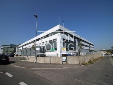 *provisionsfrei* 5.322 m² Lagerhalle in Leinfelden-Echterdingen *provisionsfrei* 5.322 m² Lagerhalle in Leinfelden-Echterdingen