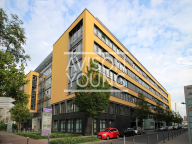 Ansprechende Architektur und moderne Ausstattung Ansprechende Architektur und moderne Ausstattung